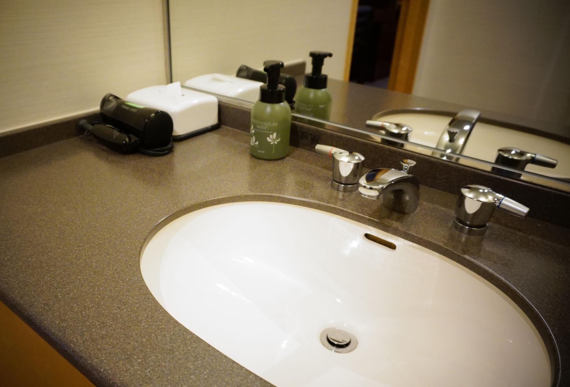 Kkr Hotel Hakata Фукуока Екстер'єр фото