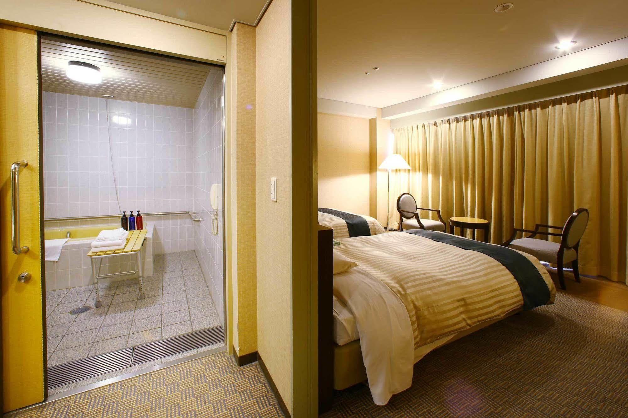 Kkr Hotel Hakata Фукуока Екстер'єр фото
