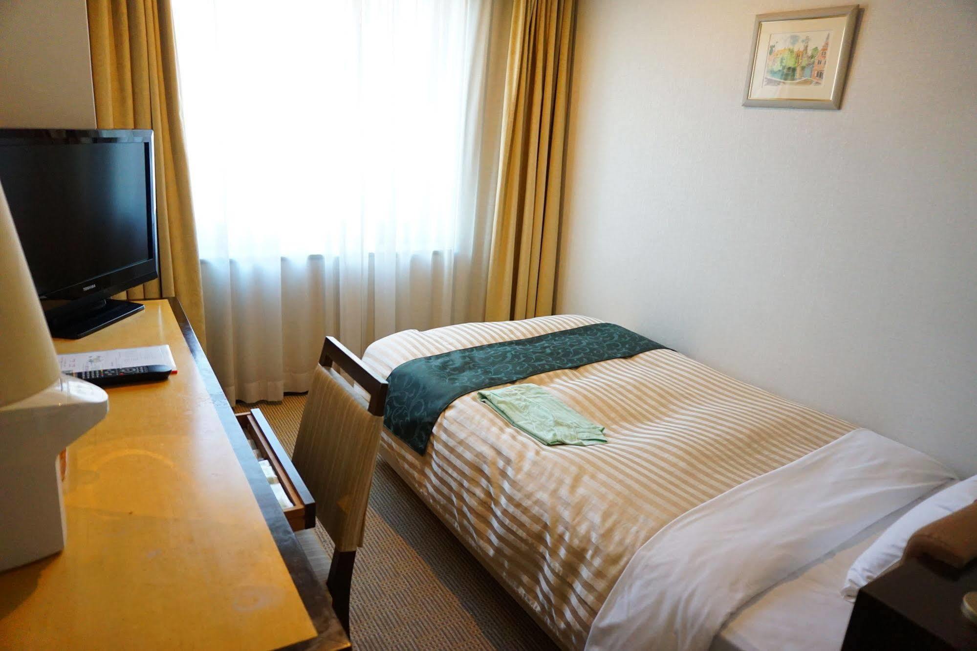 Kkr Hotel Hakata Фукуока Екстер'єр фото